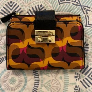 Vera Bradley wallet. Never used. New condition.